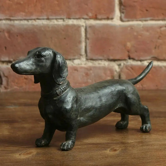 resin Dachshund Figurine Fadeless Collectible Hand-crafted Long Body Dog Sculpture Garden Yard Lawn Decor Figurines