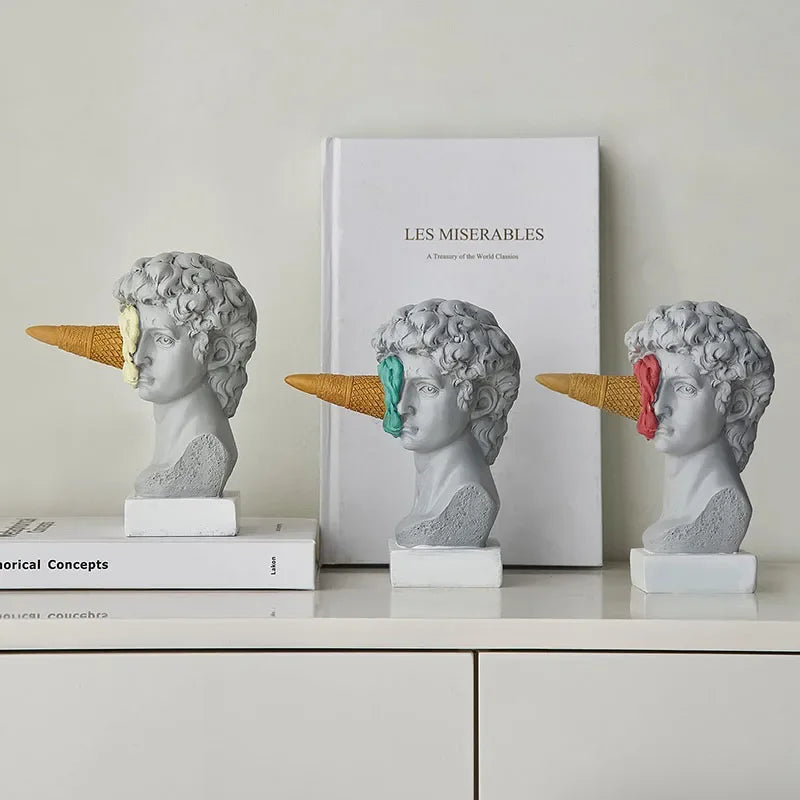 Resin Horse Head with Ice Cream Statue Figurines Classic Roman Greek Sculpture Interior Modern Art Ornament Decortion