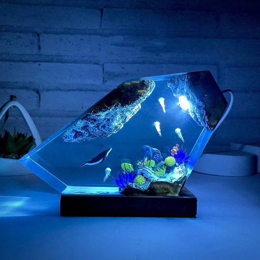 Seabed Exploration Organism Resin Table Light Creactive Art Decoration Lamp Whale Jellyfish Octopus Theme Night Light USB Charge