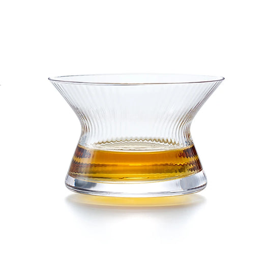 Japanische Edo Kiriko Whisky Spin Glass ordentliches kreativer Rotatable Bowl Collection Crystal Whiskey Cup XO Brandy Limited Bar Barware