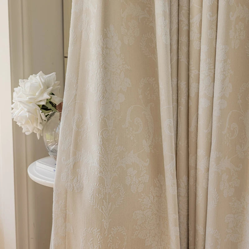 French Jacquard Chenille European Texture Cream Romantic Cream Blackout tende per la camera da pranzo in camera da letto in pizzo personalizzato