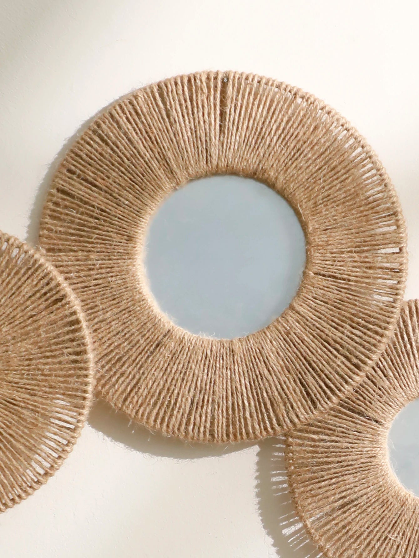 Round Wall Mirror Hanging Decorative Mirrors with Woven Hemp Rope Boho Mirrors for Wall Decor ,Bedroom, Living Room, Bathroom