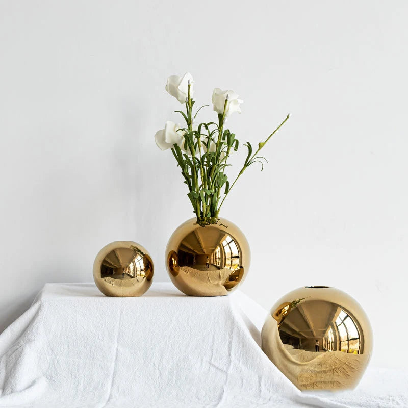 Mini Golden Vase Electroplated Ceramic Ball Flower Vases Pot d'art moderne pour intérieur Home Room Office Decoration Cadeaux