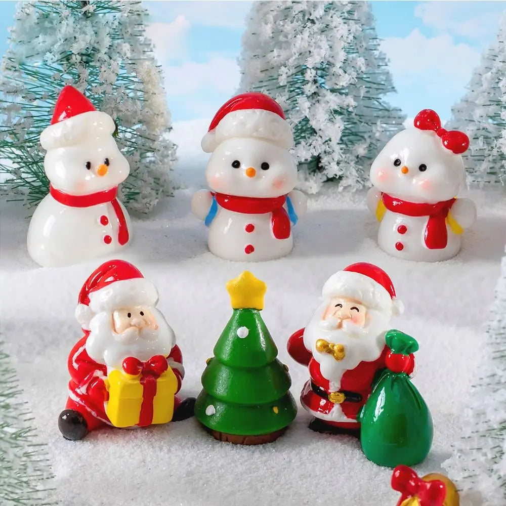 Cartoon Bonsai Decor Micro Landscape Snow Scene Resin Santa Claus Figurines Mini DIY Christmas Miniature Dollhouse