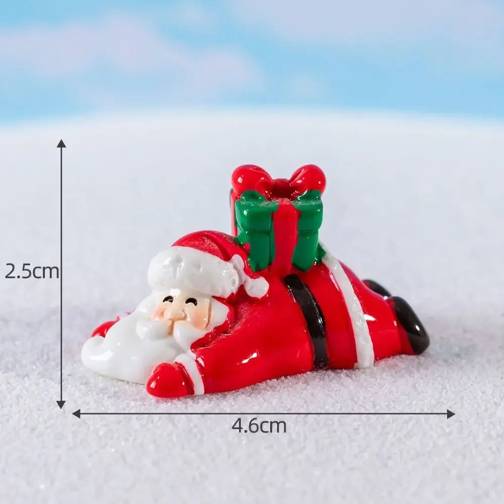 Cartoon Bonsai Decor Micro Landscape Snow Scene Resin Santa Claus Figurines Mini DIY Christmas Miniature Dollhouse