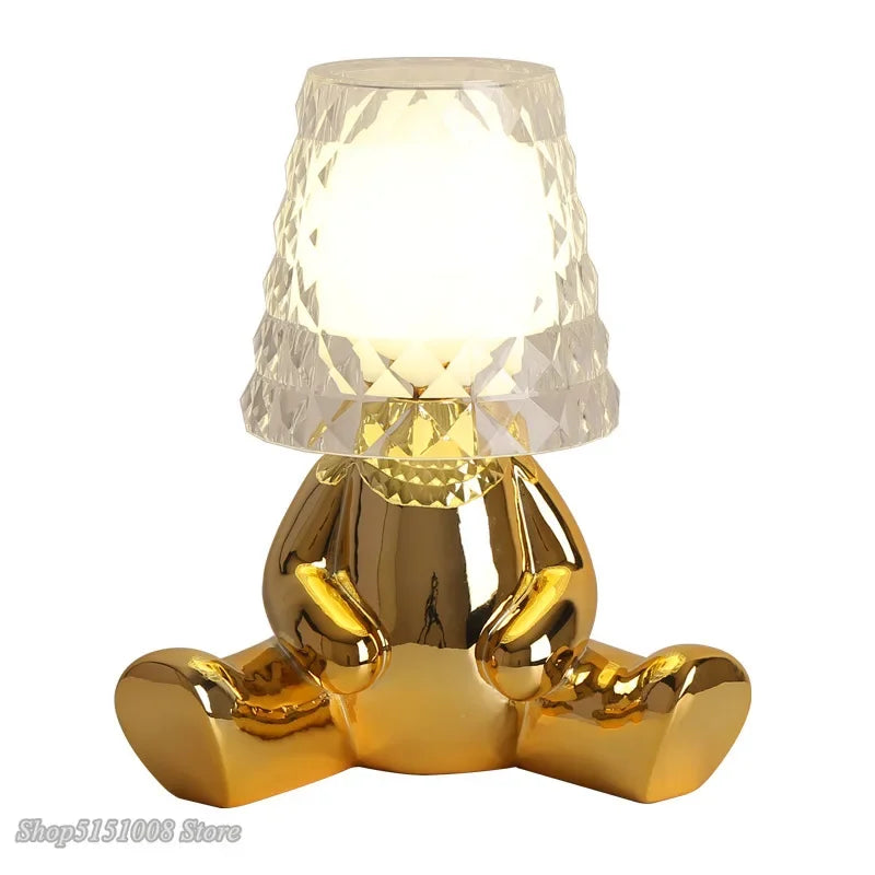 Nordic Golden Man Table Lamp Lâmpada da sala do quarto de cabeceira do quarto infantil Luzes noturnas Rede de lâmpadas criativas de mesa criativa Decoração iluminação