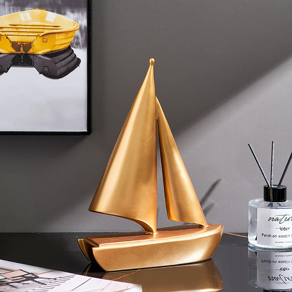 Nordic Gold Sailing Crafts Fatuetas Interior Extravagância Casa sala Decoração Decoração de gabinete de TV Decoração de resina Presentes de escultura